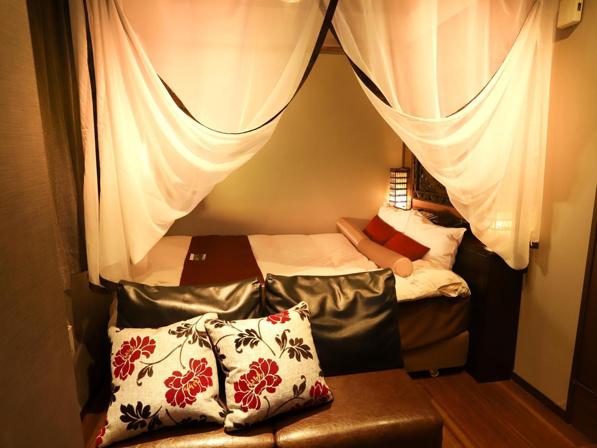 Hotel K6 Osaka Namba (Adults Only) Екстер'єр фото