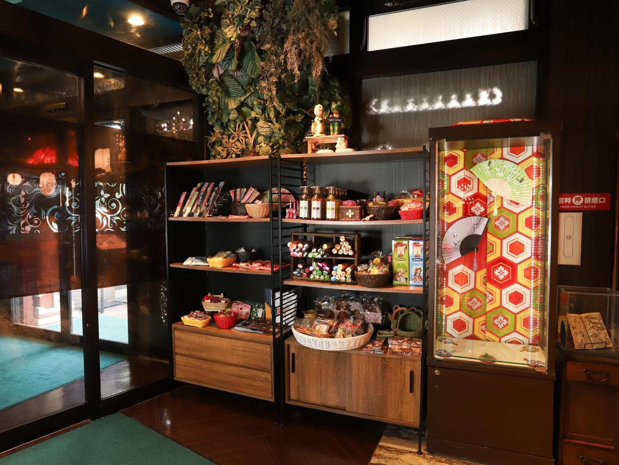 Hotel K6 Osaka Namba (Adults Only) Екстер'єр фото